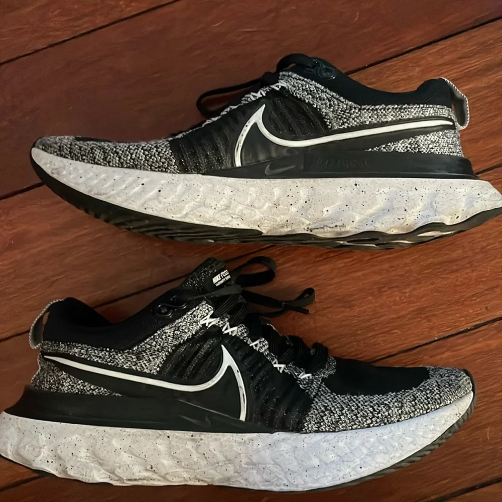 🚨SALE // Nike React Infinity 2 - Picture 2 of 9